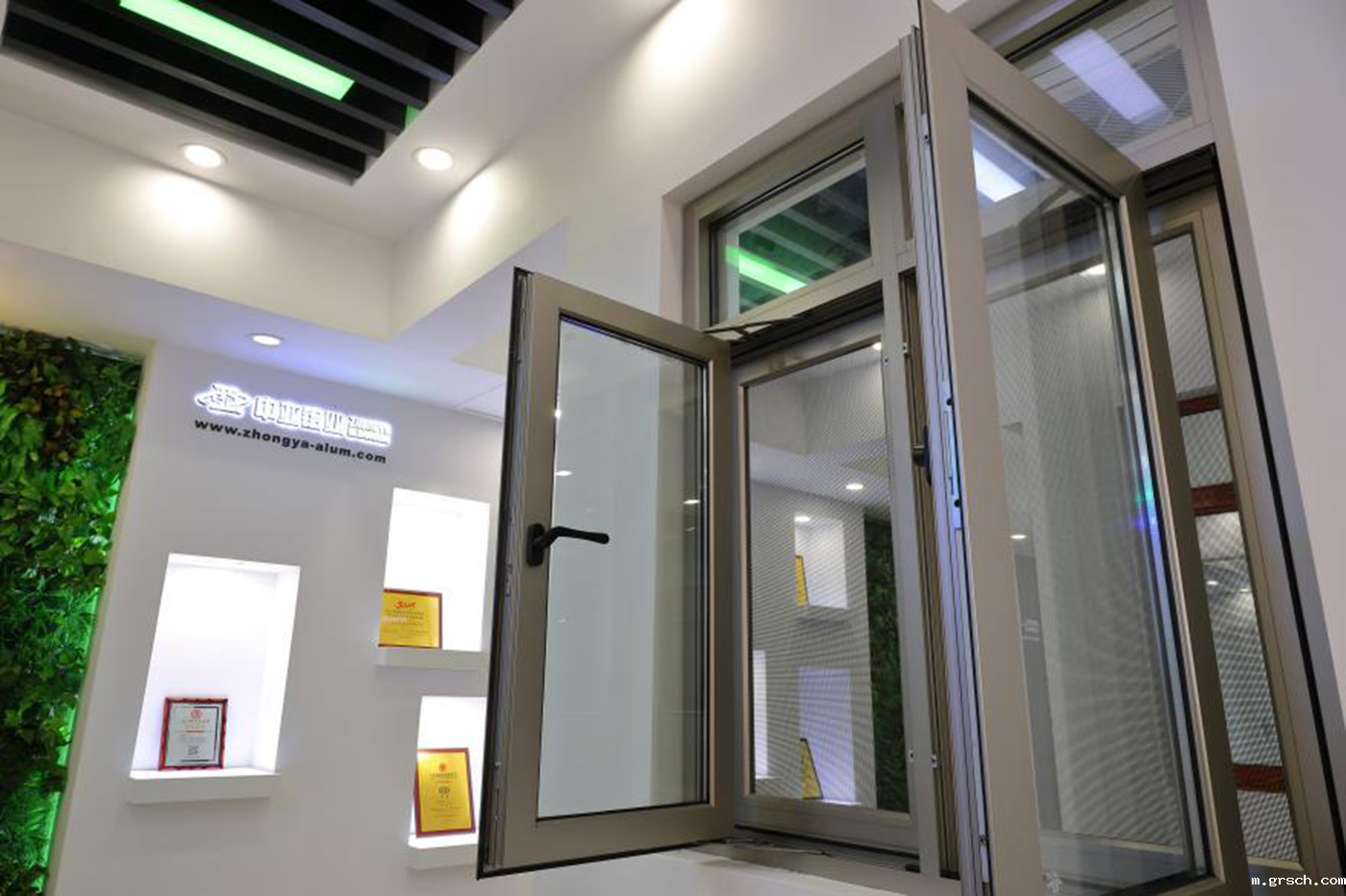 雷雨台风天来袭，你家门窗能“顶住”吗？