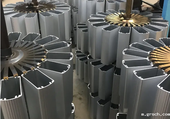 新能源汽车型材的优点究竟有哪些?